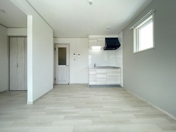 メリディアン泉ケ丘Solanaの物件内観写真